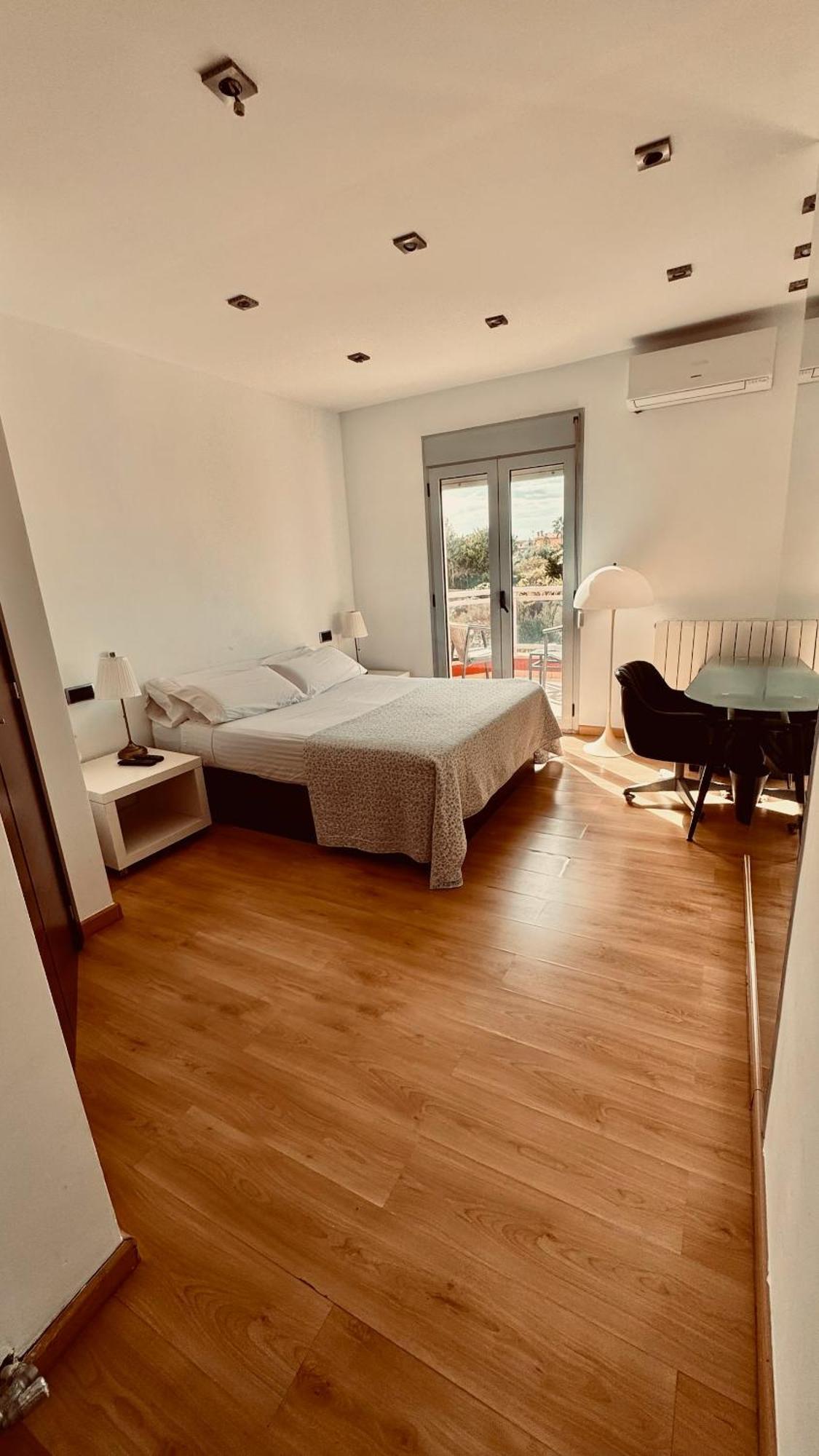 Red House Bed & Breakfast 柳奇马约尔 外观 照片