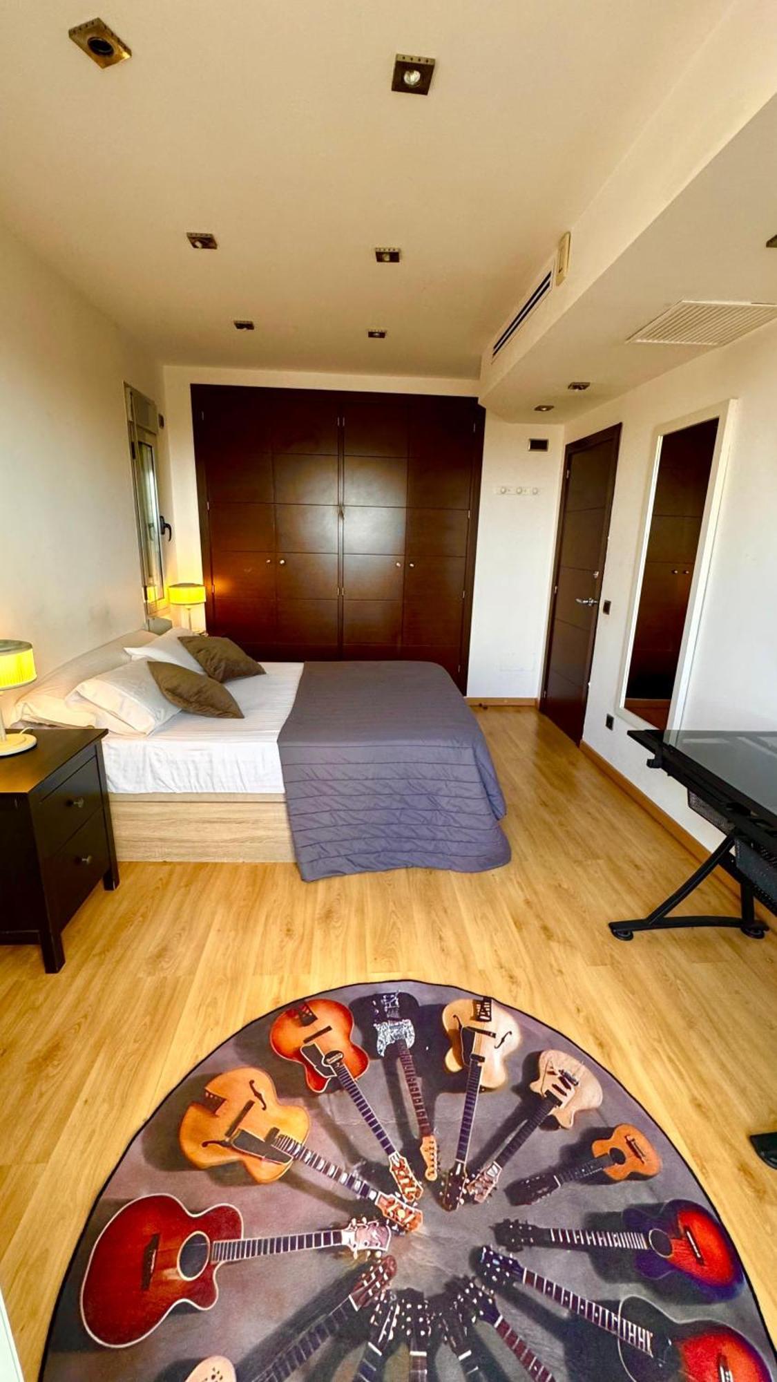 Red House Bed & Breakfast 柳奇马约尔 外观 照片